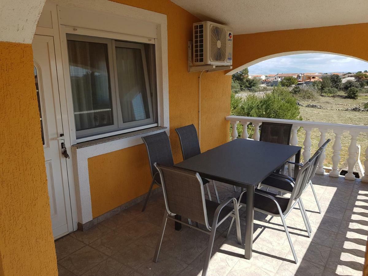 Apartmani Anna Vir Esterno foto